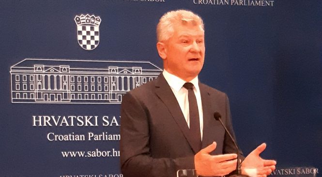Branko Hrg: “Neradna nedjelja nije ideološko pitanje, to je pitanje ljudskosti!”